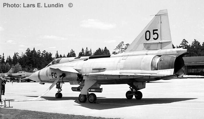 Swedsih Air Force Fighter Bomber AJ 37 SAAB Viggen