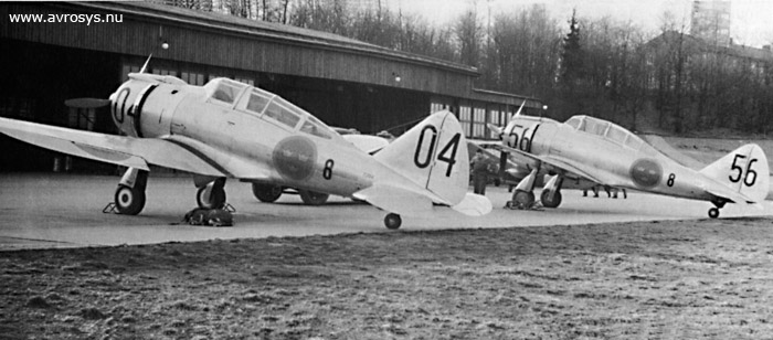 Swedish fighter-bomber B 6 and fighter J 9 at Barkarby. Scanning and picture processing by Lars Henriksson 