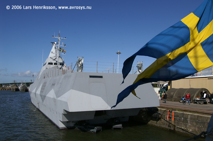 Corvette HMS Hrnsand, Swedish Navy.  2006 Lars Henriksson, www.avrosys.nu.