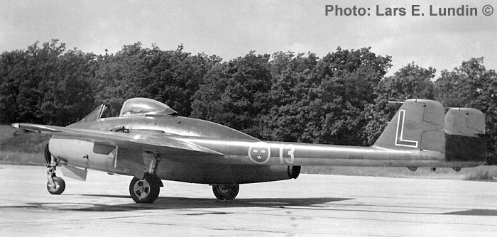 Swedish Air Force Fighter J 28 de Havilland Vampire # 28065