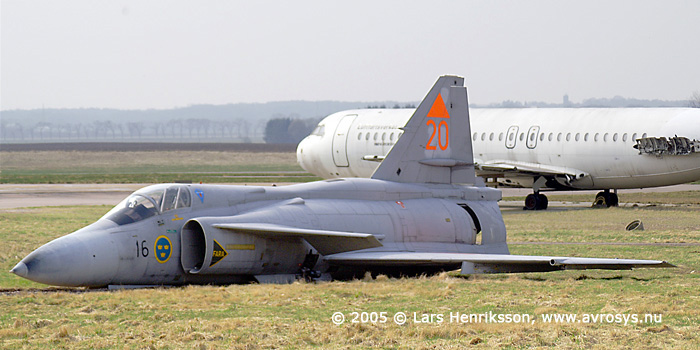 A JA 37 Viggen on the fire and rescue training place at the Military Academy of Halmstad.