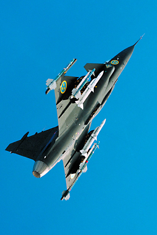 Swedish Air Force mulit-role fighter aircraft JAS 39 Gripen. Prototype 2. High alpha test. Photo: Gripen International KB.