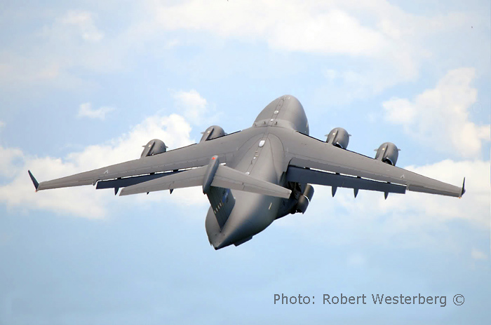 Boeing C-17A Globemaster III, Serial number 080003, of Strategic Airlift Capability. Photo  Robert Westerberg, Sweden