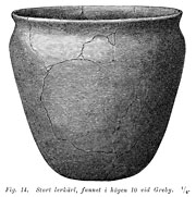 Large earthenware vessel, earlier Iron Age. Greby, Sweden. - Lerkrl frn Greby i Bohusln.  ldre jrnlder. Size 1801 x 1813 pixels.